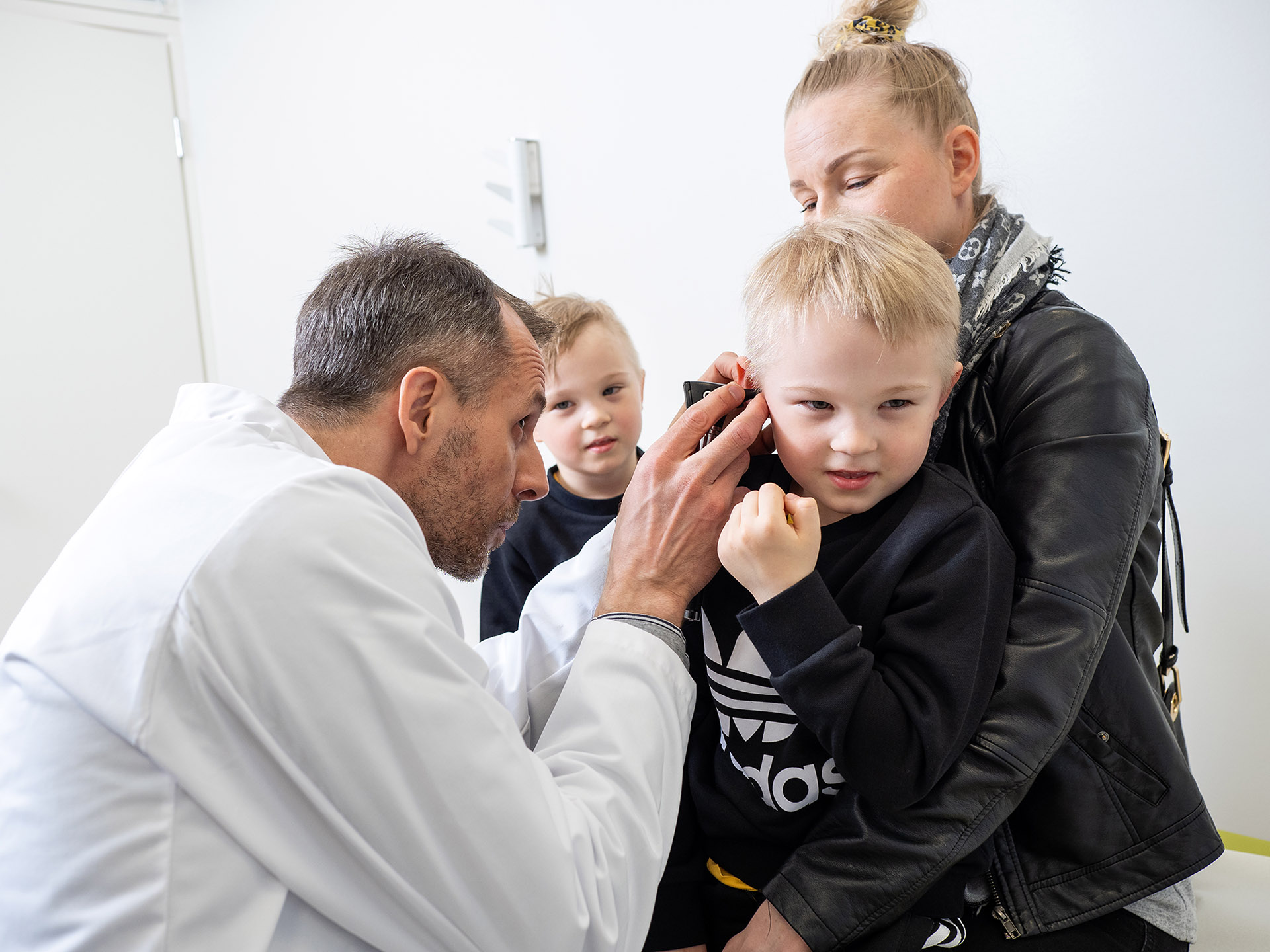 Yleisl\u00e4\u00e4k\u00e4ripalvelut - L\u00e4\u00e4k\u00e4rikeskus Karhulinna